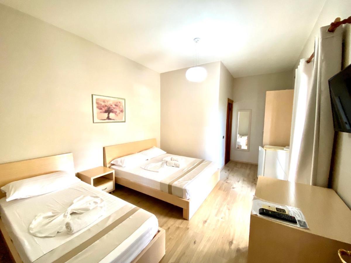 Hotel Denta Radhime Exterior photo