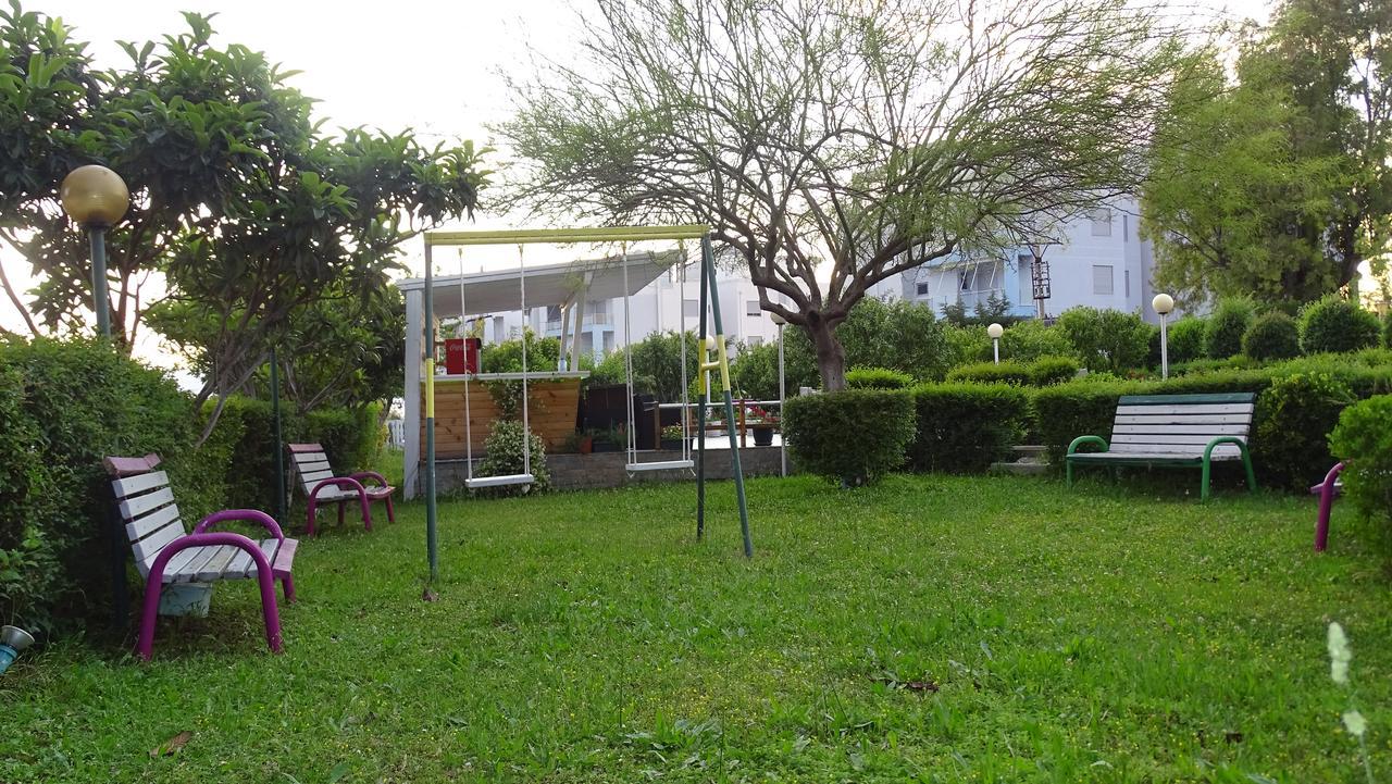 Hotel Denta Radhime Exterior photo
